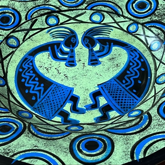 Mexican Terracotta Clay Pottery Kokopelli Hand Painted Folk Art Wall Plate 12” - Picture 4 of 10